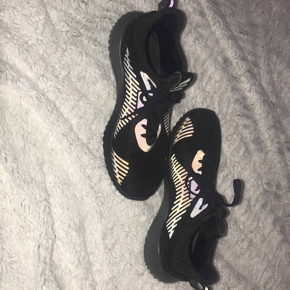 Adidas alphabounce shoes